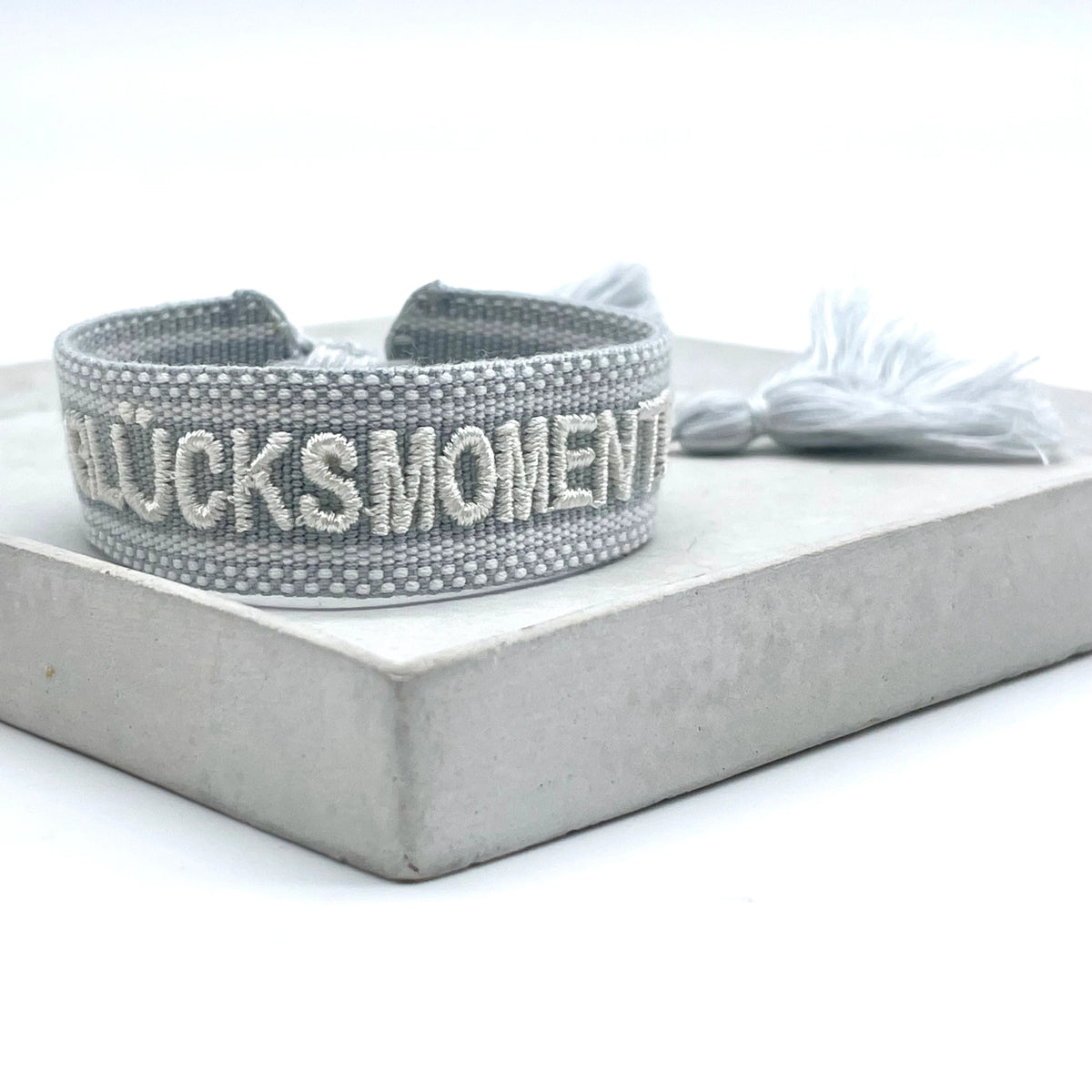 Armband GLÜCKSMOMENTE Statement – gewebt & bestickt