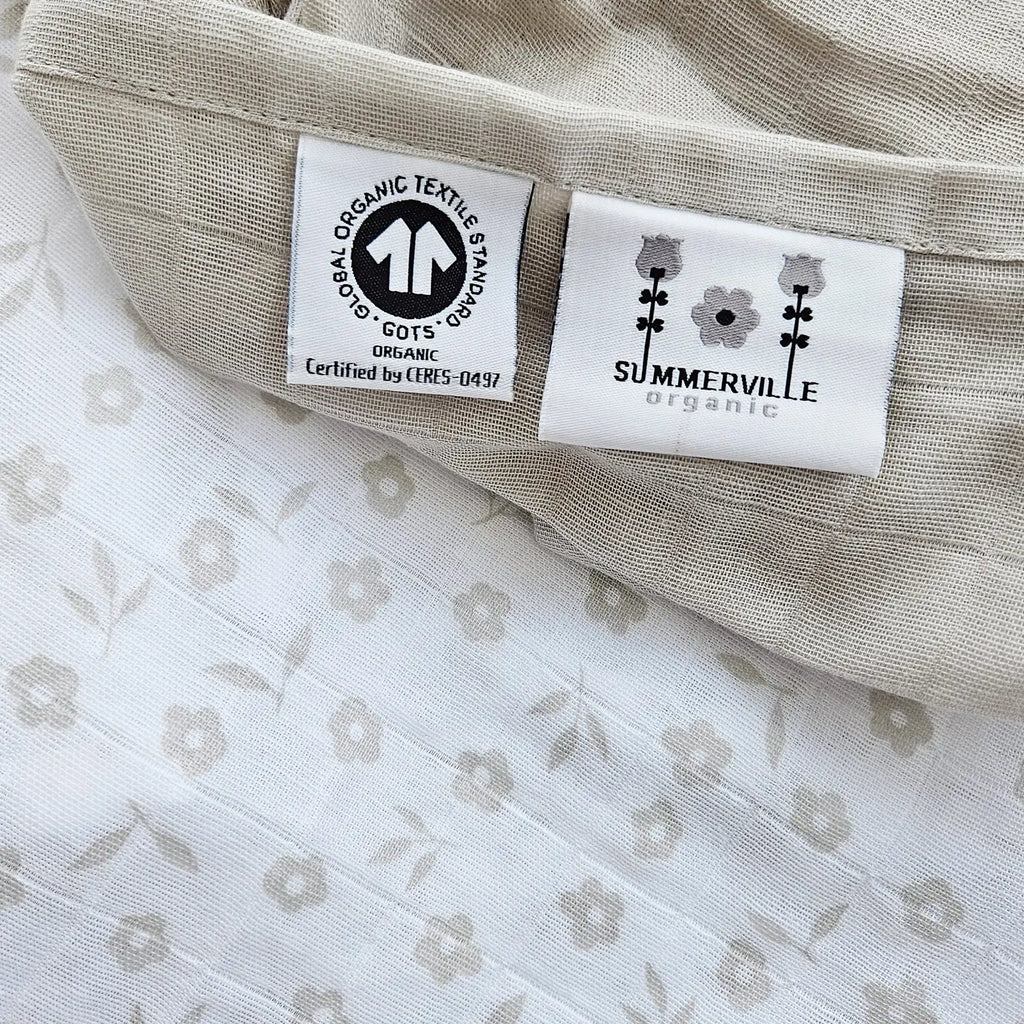Baby-Mulltücher aus Bio-Baumwolle in Beige – Detailansicht