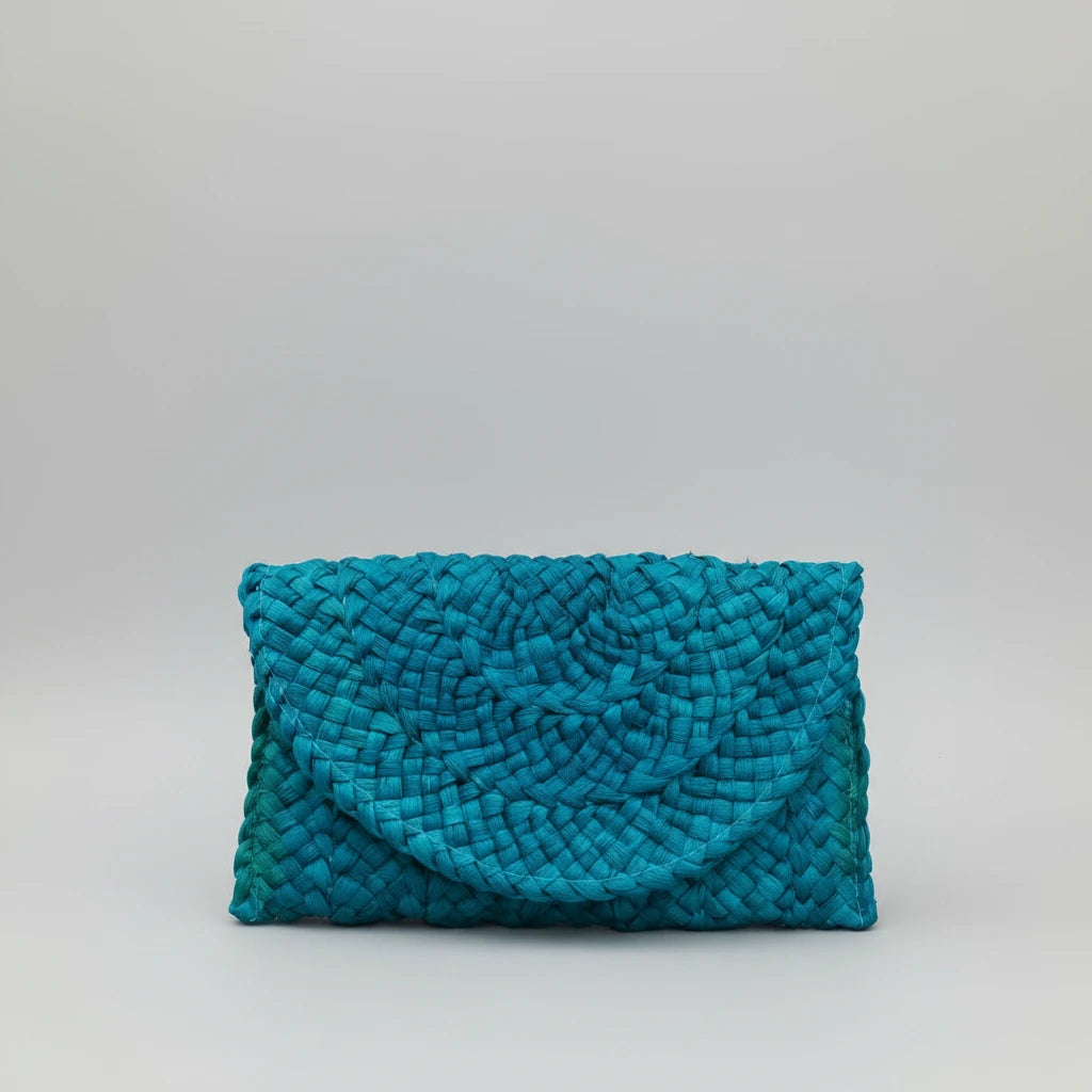 Gewobene Clutch Blau – Frontansicht – el encanto