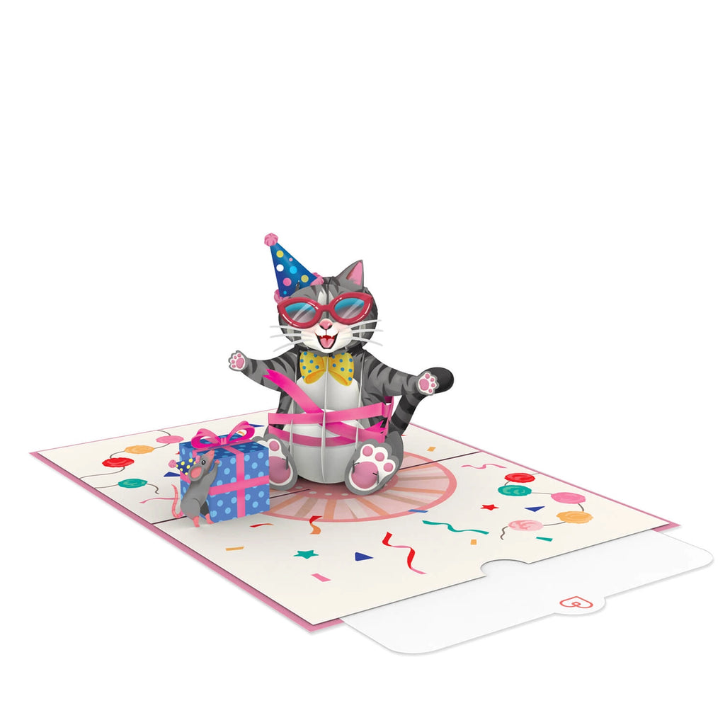 Handgemachte Pop-Up Geburtstagskarte mit Katze, Maus, Geschenk und Konfetti