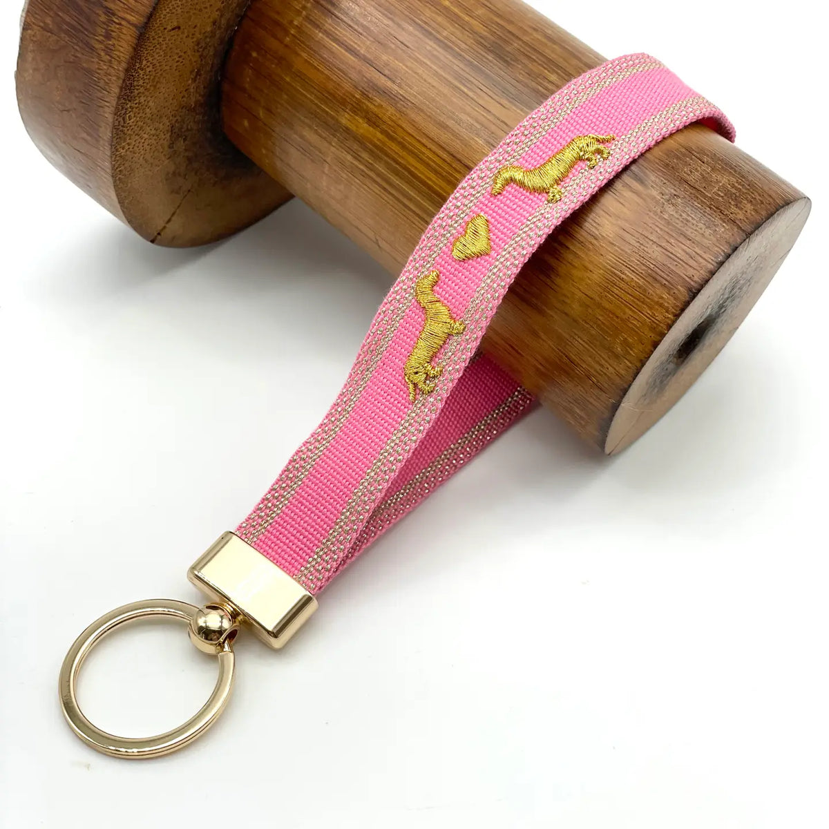 Schlüsselanhänger DACKEL in Rosa mit Dackel- und Herzmotiv