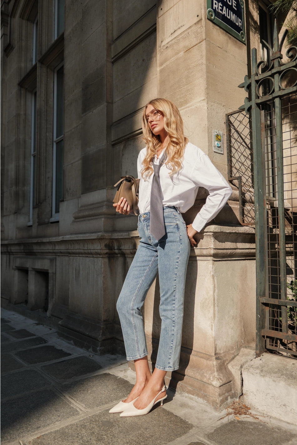Damen-Jeans «Milena» in Hellblau im Slim-Fit Mom-Stil – kompletter Look el encanto